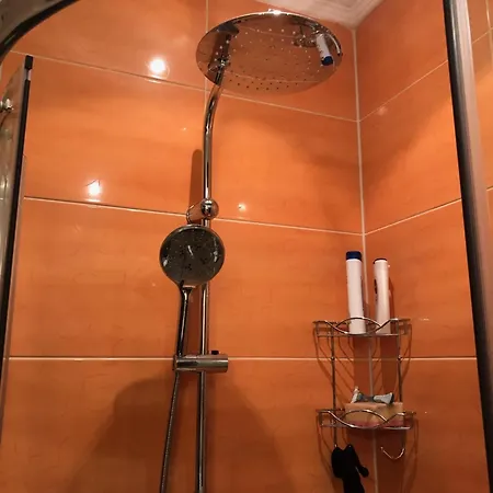 Lägenhet Spacious Seaview Apartments, 100m To The Golden Sands